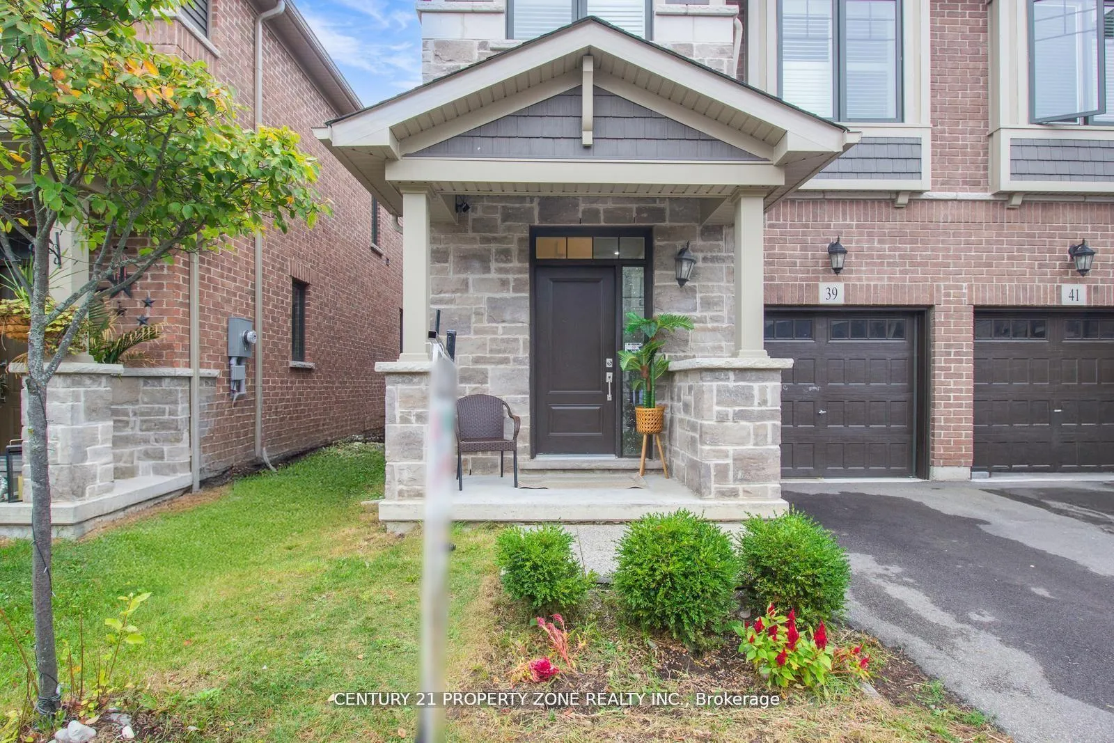 Photo 2 of 39 Pelican Lane, Hamilton, Vincent — HOMEH