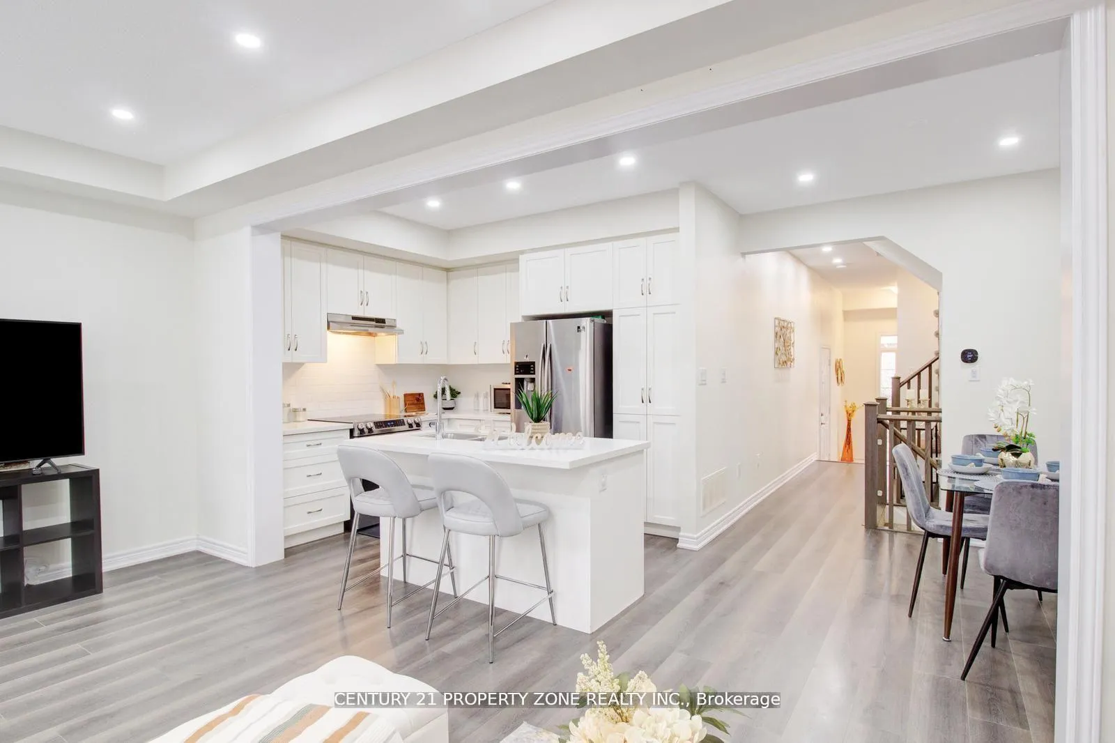Photo 28 of 39 Pelican Lane, Hamilton, Vincent — HOMEH