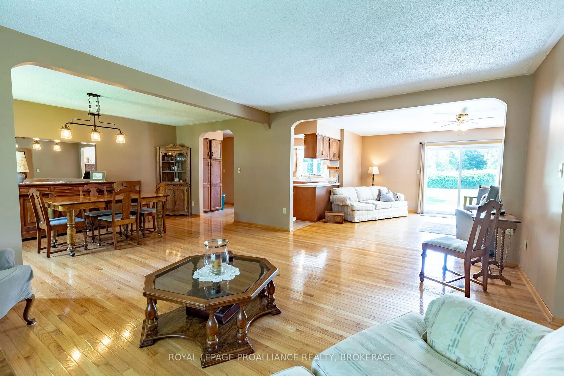 Photo 6 of 25 Hillcrest Road, Frontenac Islands, The Islands — HOMEH