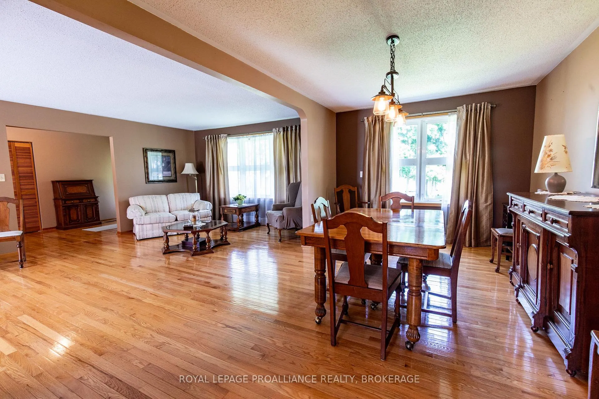 Photo 8 of 25 Hillcrest Road, Frontenac Islands, The Islands — HOMEH