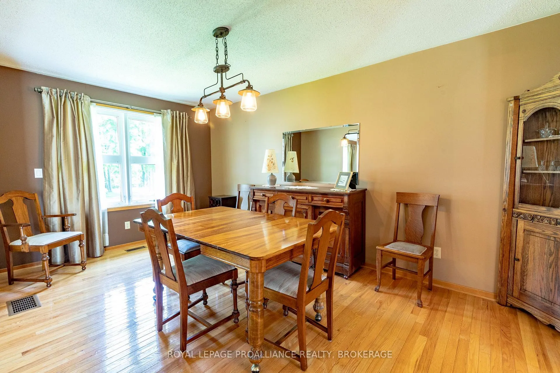 Photo 9 of 25 Hillcrest Road, Frontenac Islands, The Islands — HOMEH