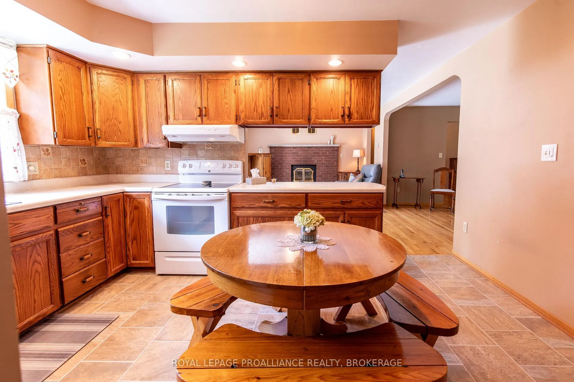 Photo 11 of 25 Hillcrest Road, Frontenac Islands, The Islands — HOMEH