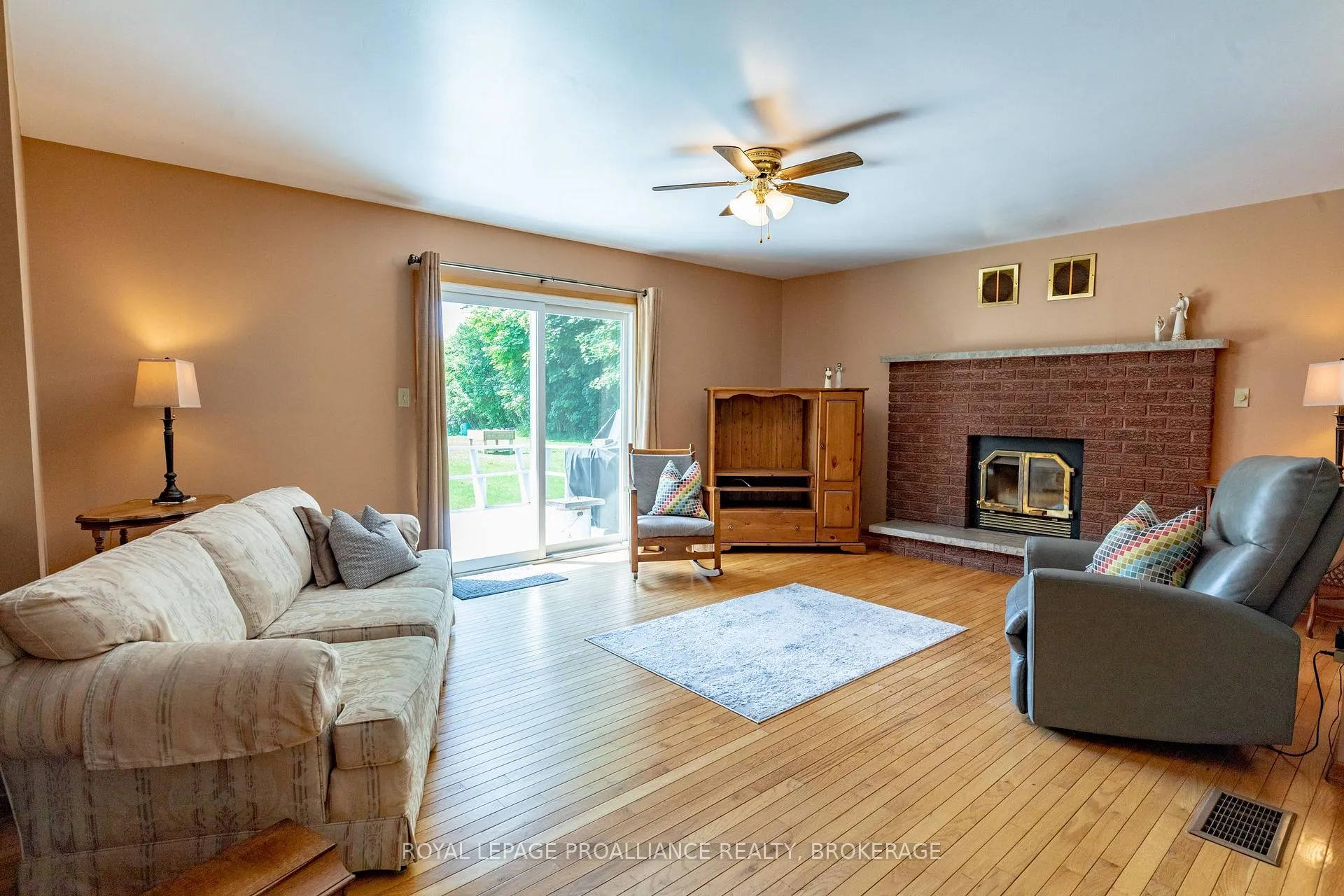 Photo 14 of 25 Hillcrest Road, Frontenac Islands, The Islands — HOMEH
