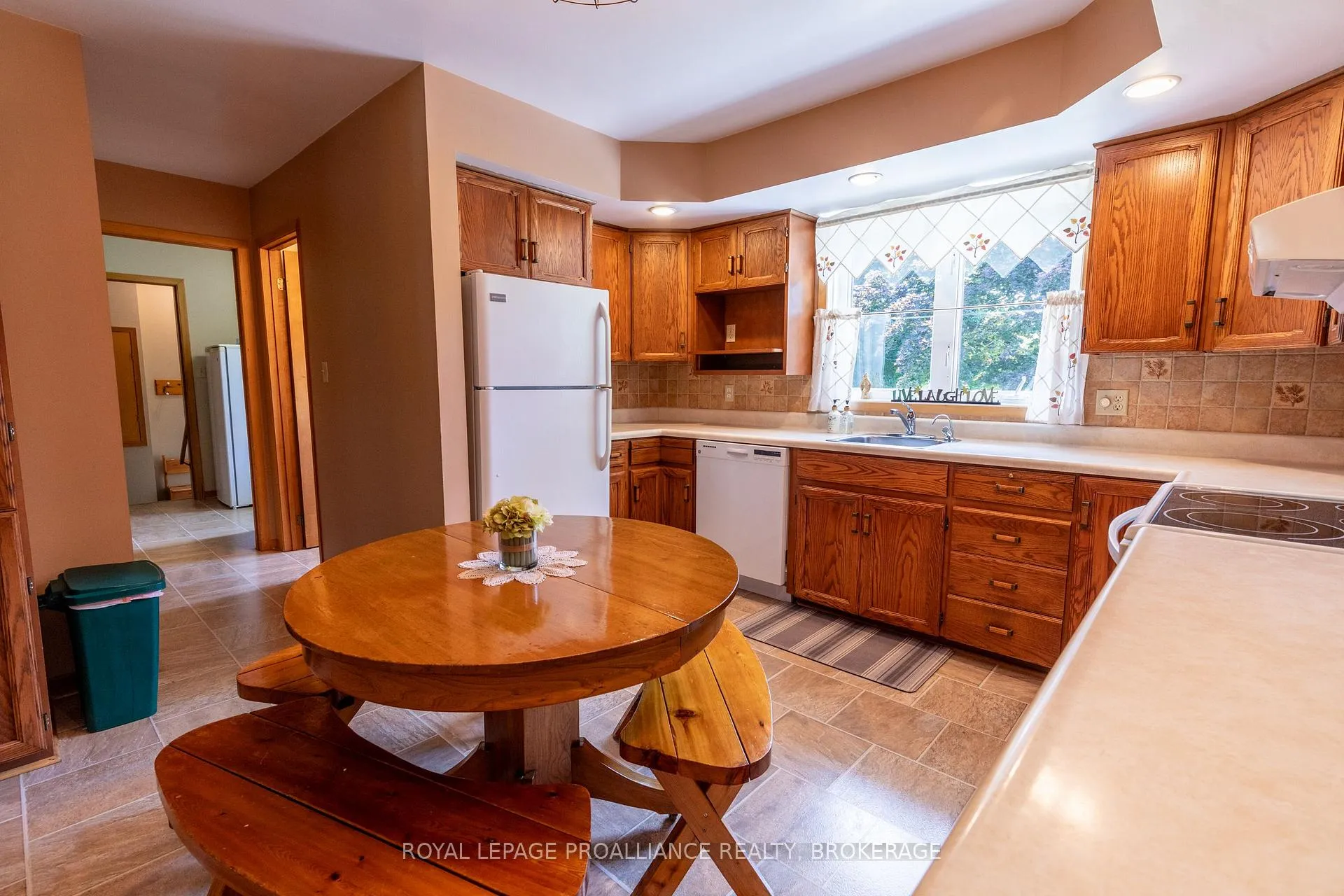 Photo 16 of 25 Hillcrest Road, Frontenac Islands, The Islands — HOMEH