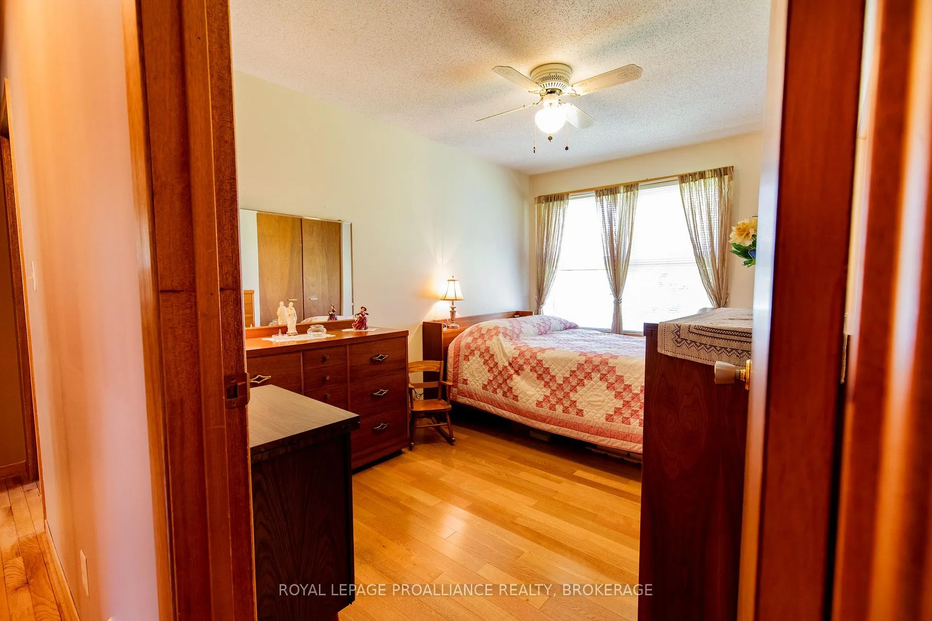 Photo 20 of 25 Hillcrest Road, Frontenac Islands, The Islands — HOMEH