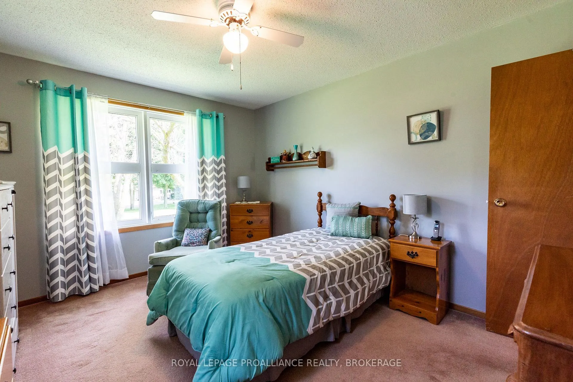 Photo 25 of 25 Hillcrest Road, Frontenac Islands, The Islands — HOMEH