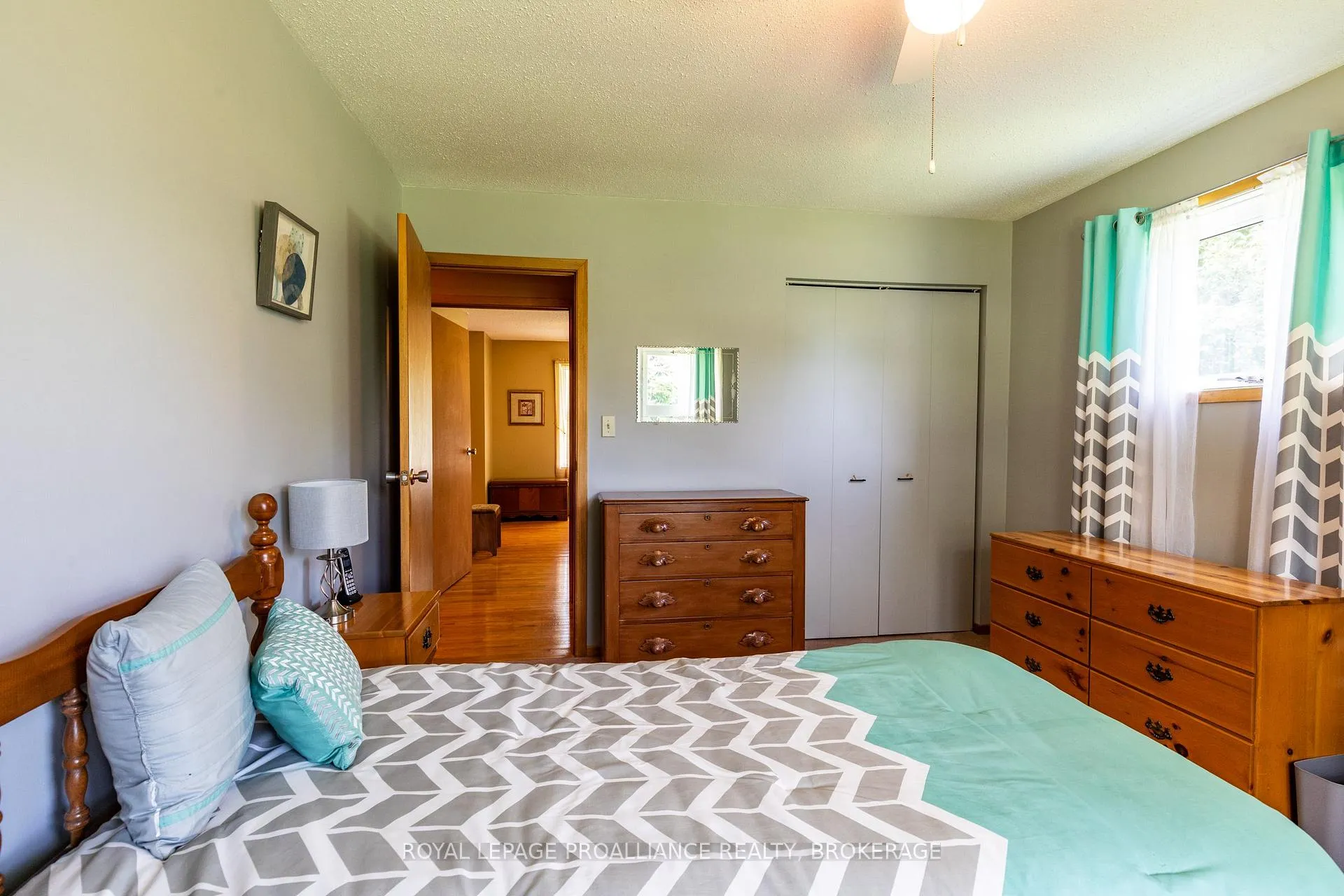 Photo 26 of 25 Hillcrest Road, Frontenac Islands, The Islands — HOMEH