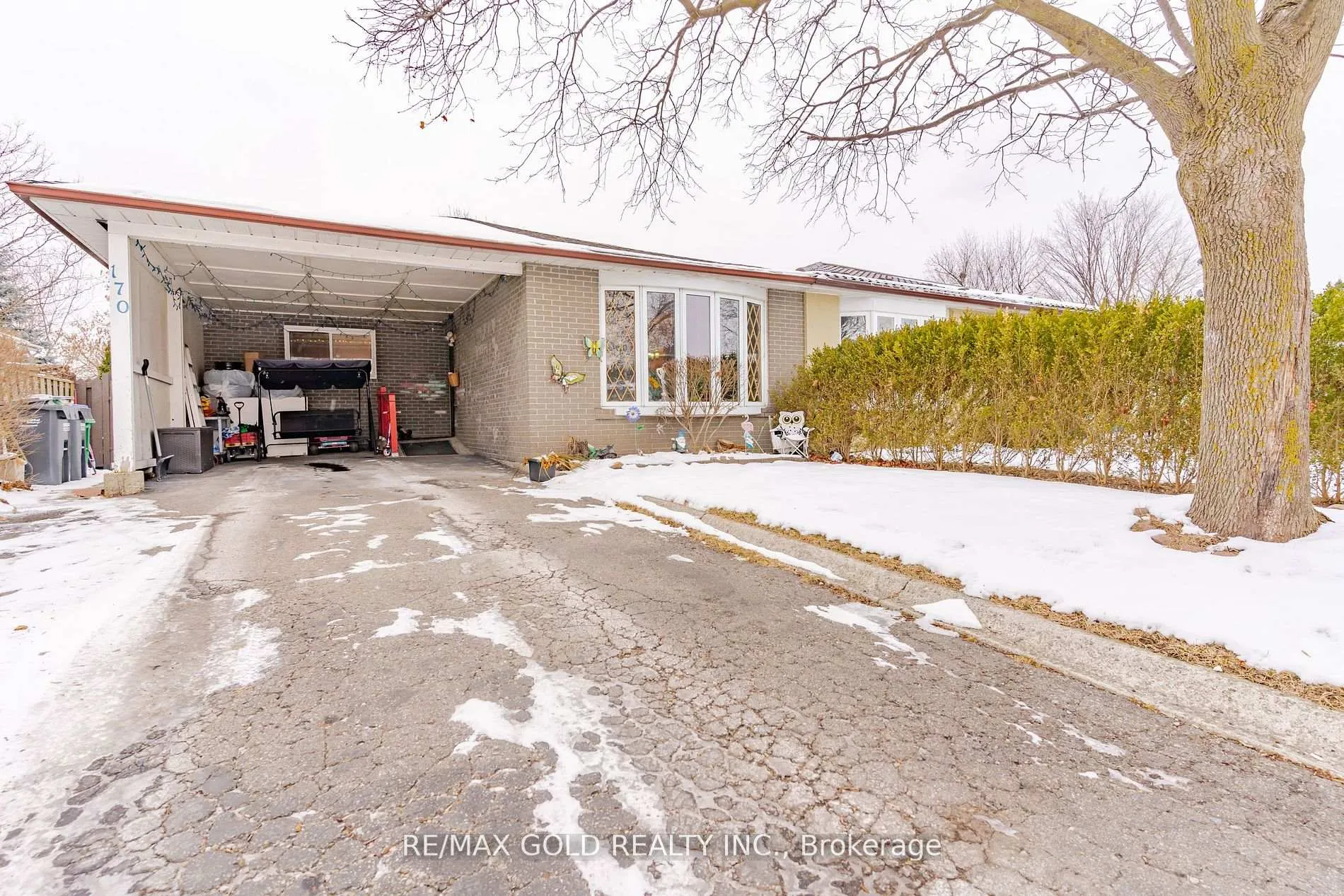 Photo 2 of 170 Earnscliffe Circle, Brampton, Southgate — HOMEH