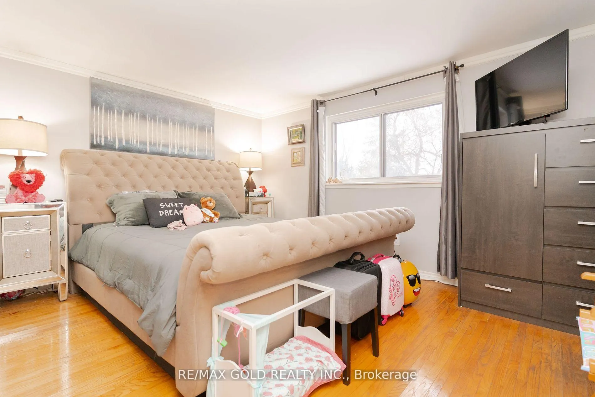Photo 17 of 170 Earnscliffe Circle, Brampton, Southgate — HOMEH