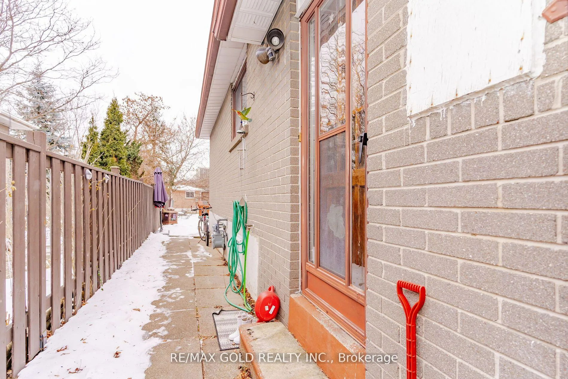 Photo 32 of 170 Earnscliffe Circle, Brampton, Southgate — HOMEH