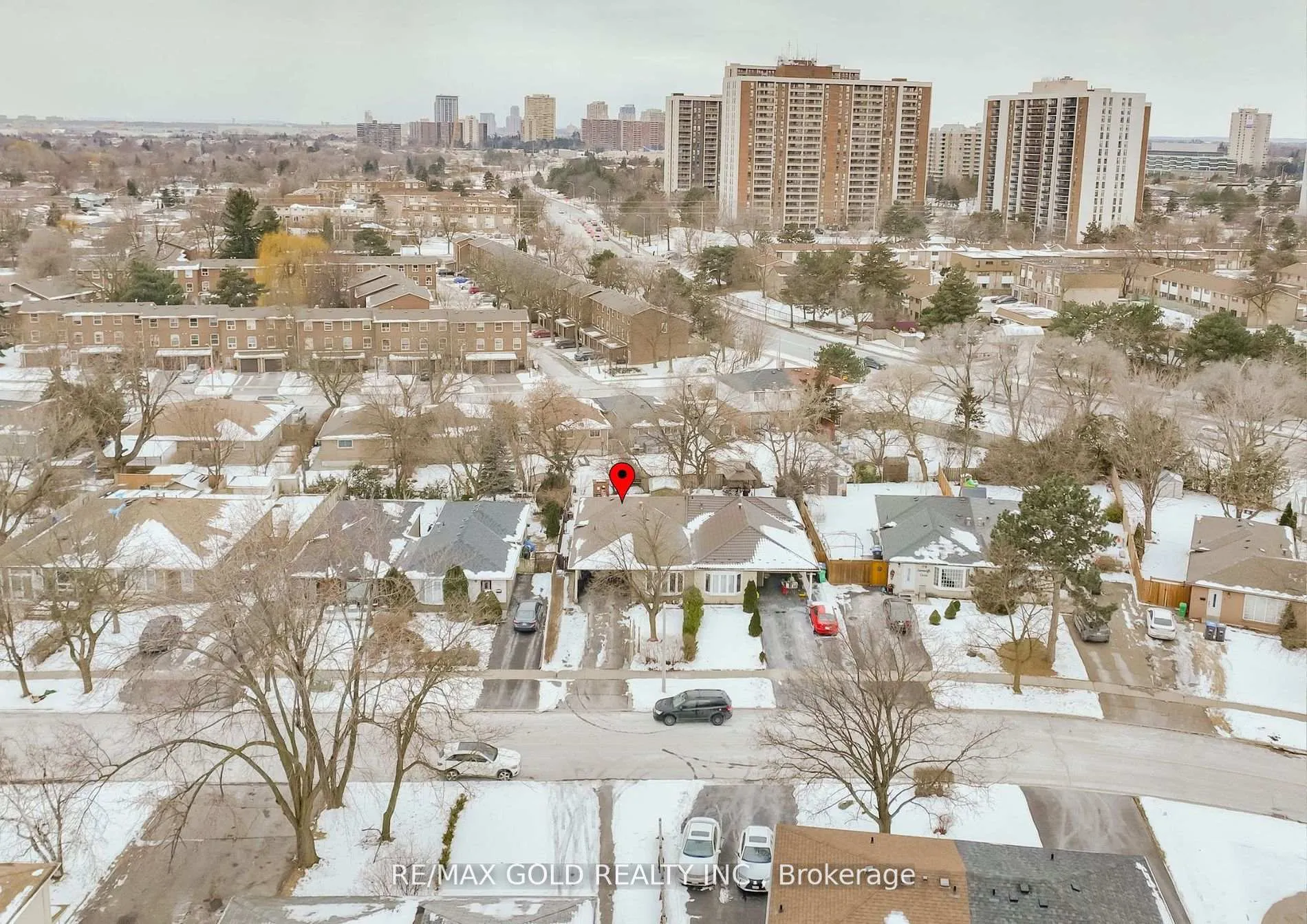 Photo 37 of 170 Earnscliffe Circle, Brampton, Southgate — HOMEH