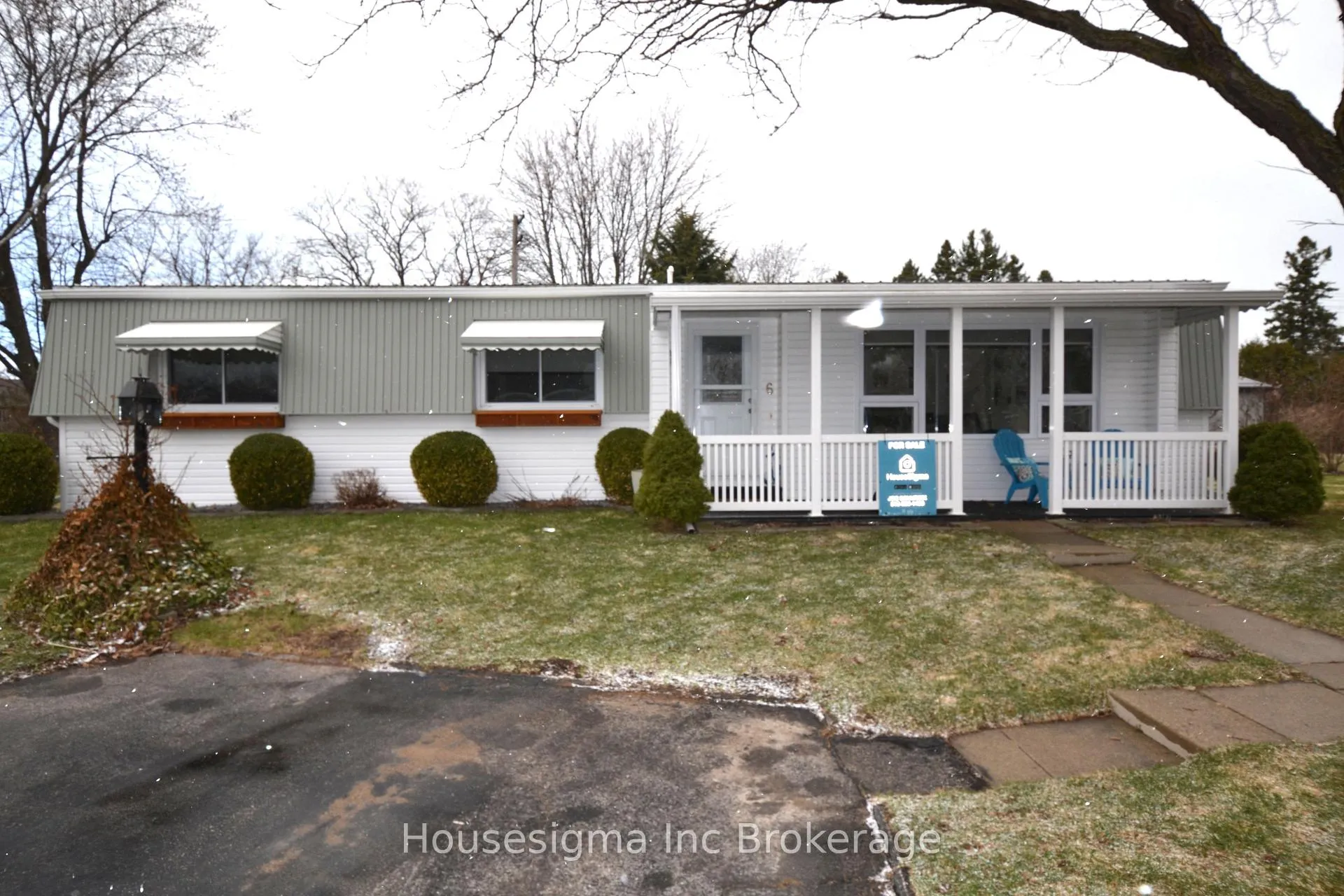 Photo 1 of 6 Pebble Beach Pkwy E, South Huron, Stephen — HOMEH