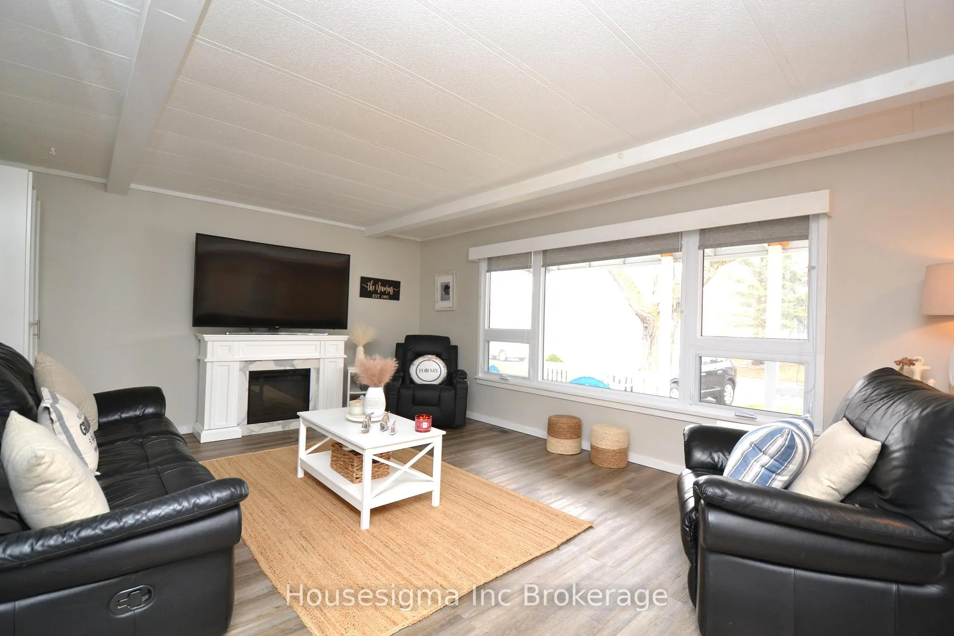 Photo 6 of 6 Pebble Beach Pkwy E, South Huron, Stephen — HOMEH