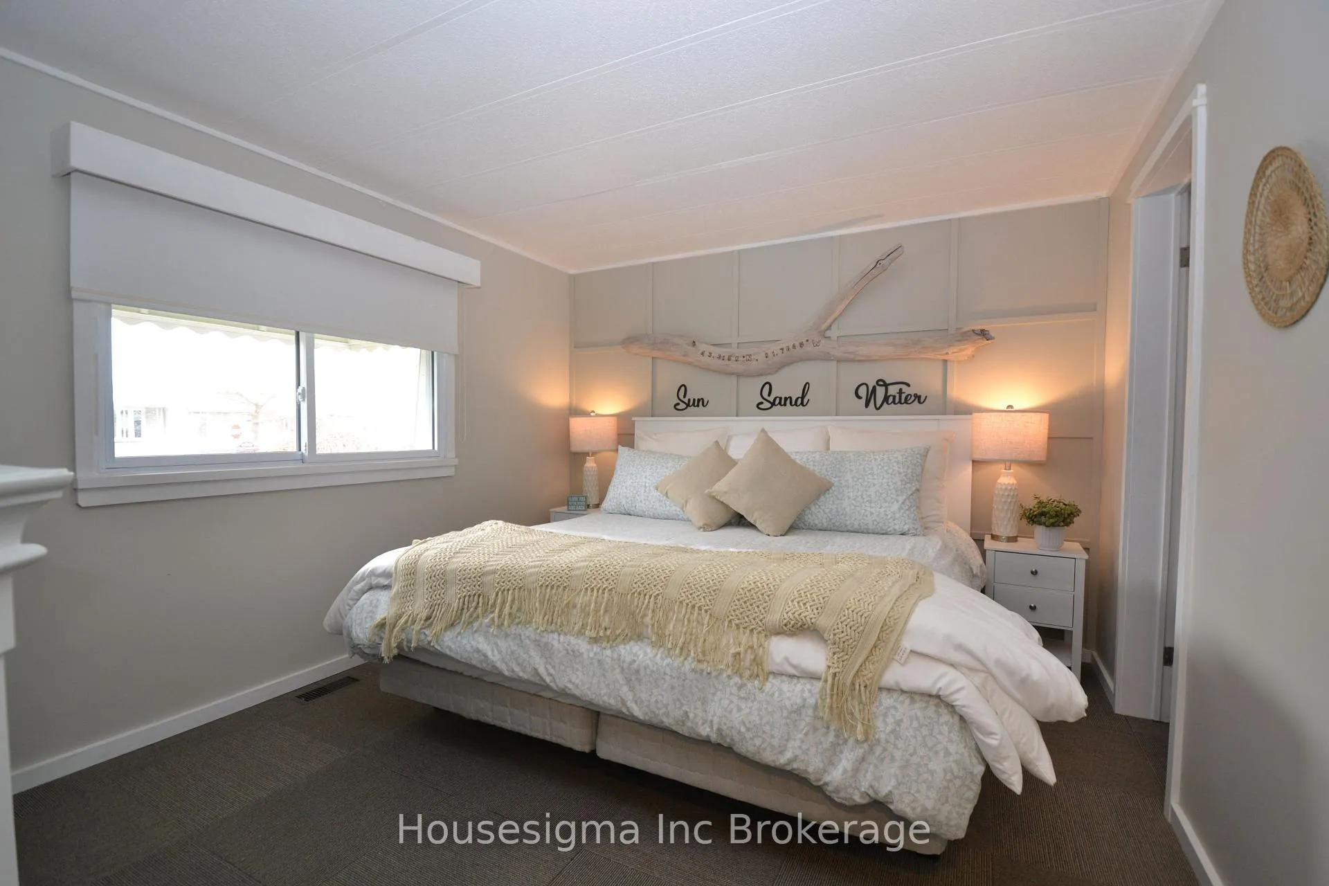 Photo 15 of 6 Pebble Beach Pkwy E, South Huron, Stephen — HOMEH