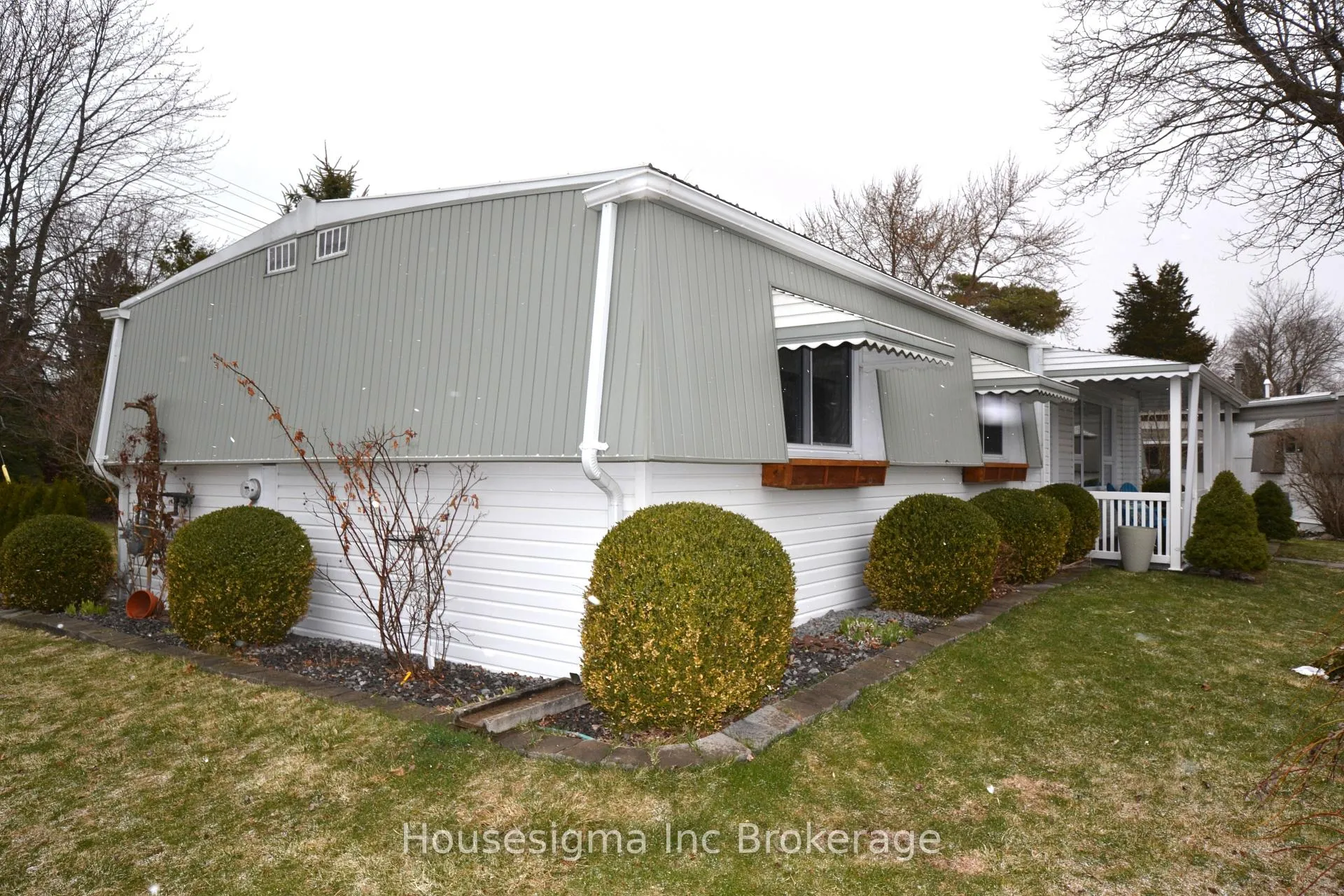 Photo 28 of 6 Pebble Beach Pkwy E, South Huron, Stephen — HOMEH