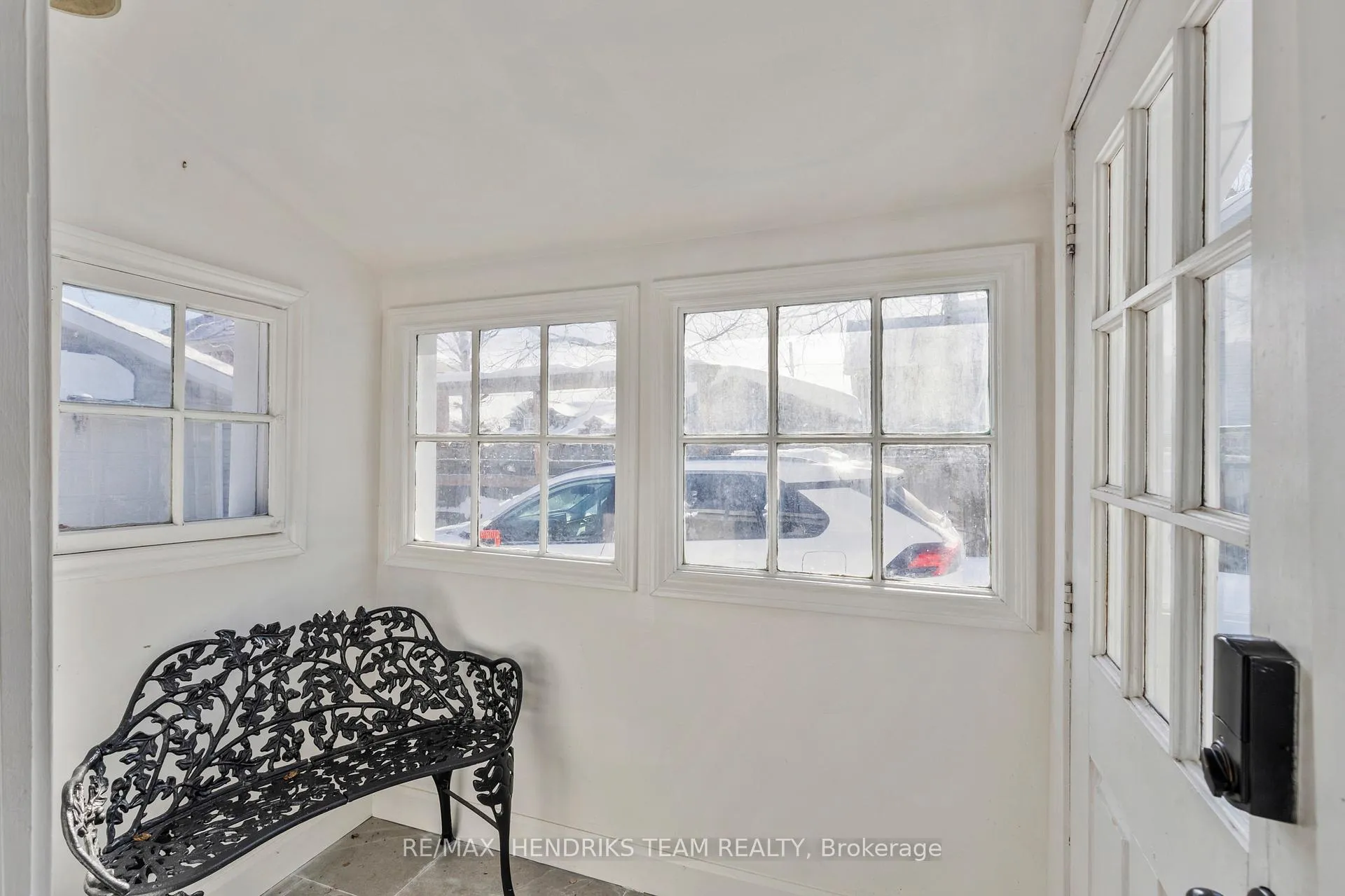 Photo 3 of 60 West Street N, Thorold, Thorold Downtown — HOMEH