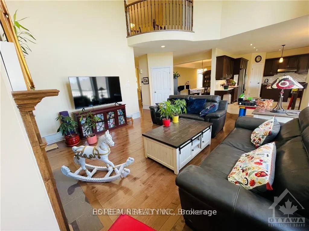 Photo 13 of 357 Laughlin Circle, Ottawa, Kanata - Kanata Lakes/Heritage Hills — HOMEH