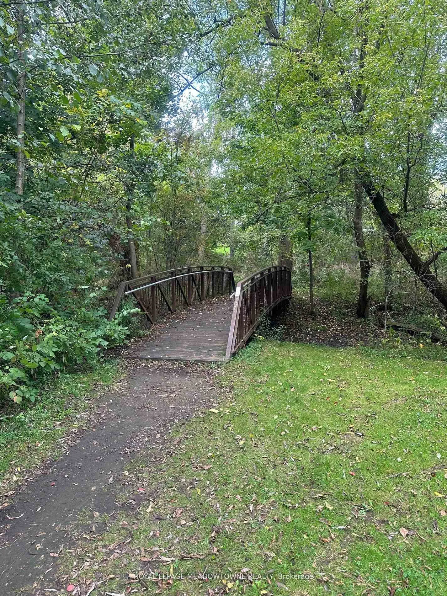 Photo 37 of 355 Golf Links Road, Hamilton, Ancaster — HOMEH
