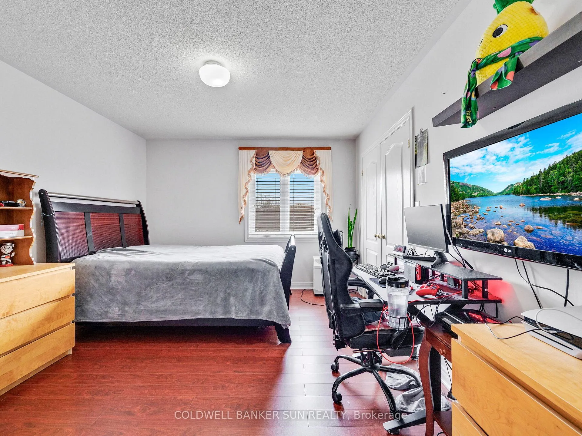 Photo 26 of 230 Pressed Brick Drive, Brampton, Brampton North — HOMEH