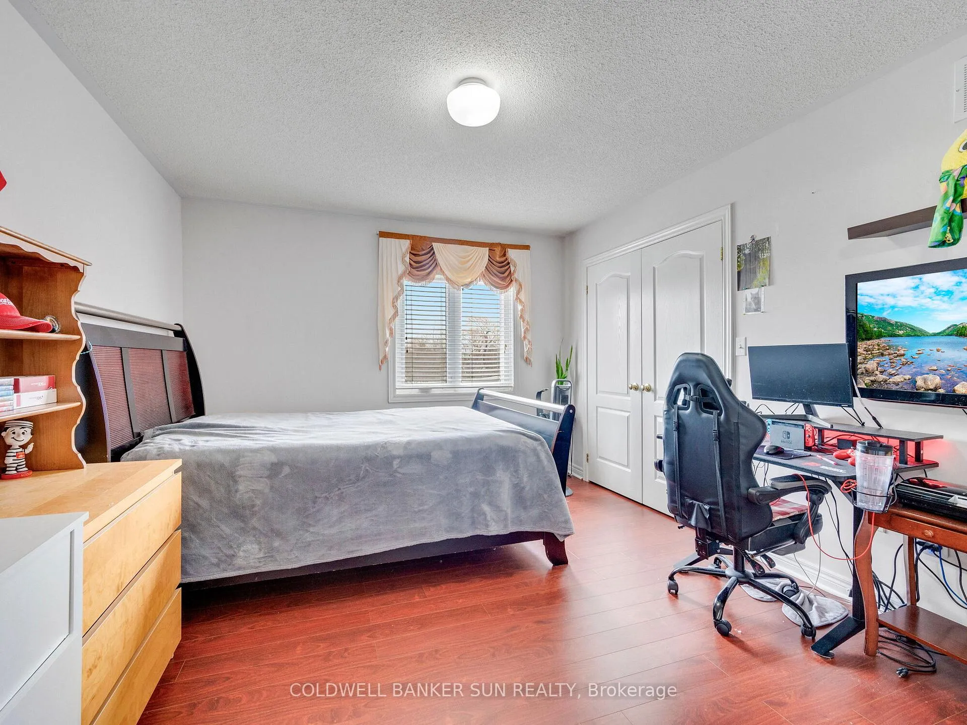 Photo 28 of 230 Pressed Brick Drive, Brampton, Brampton North — HOMEH