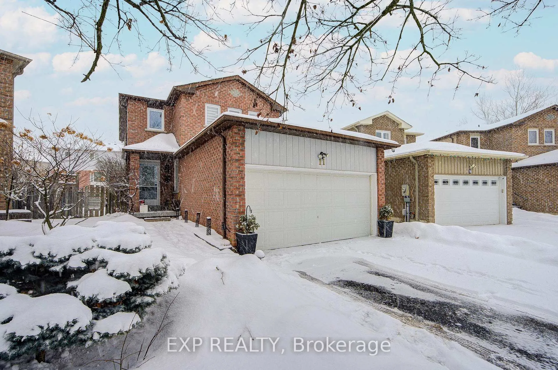 Photo 1 of 11 Eberlee Court, Whitby, Blue Grass Meadows — HOMEH