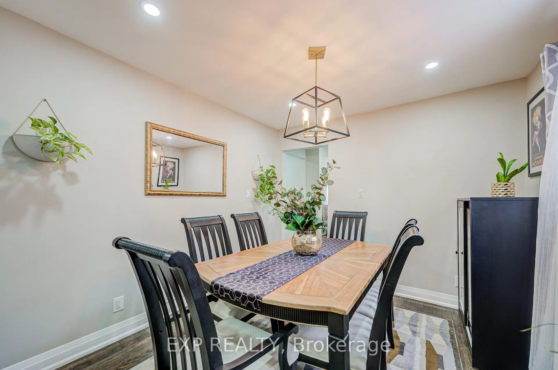 Photo 10 of 11 Eberlee Court, Whitby, Blue Grass Meadows — HOMEH