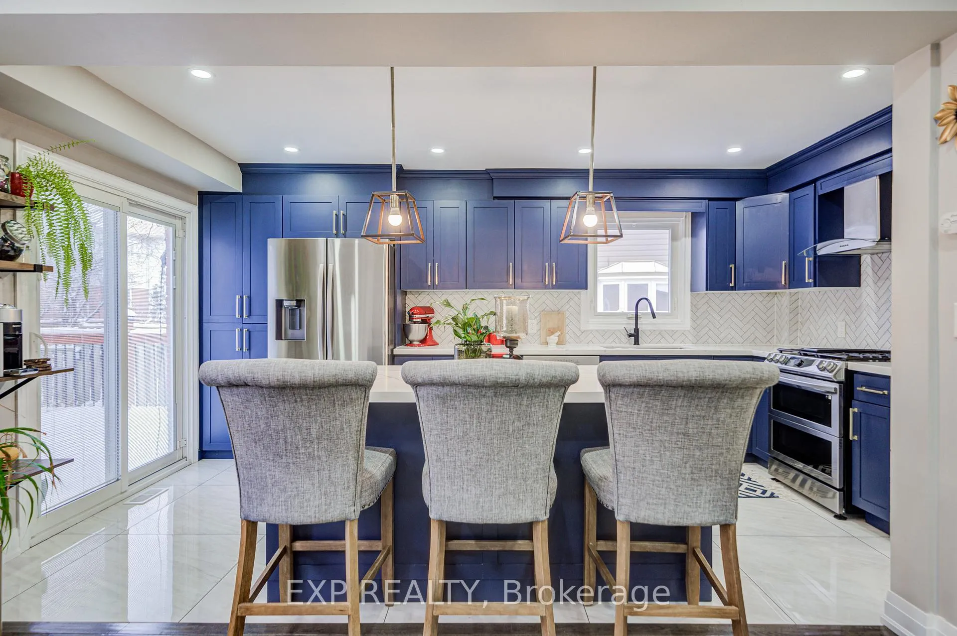 Photo 18 of 11 Eberlee Court, Whitby, Blue Grass Meadows — HOMEH