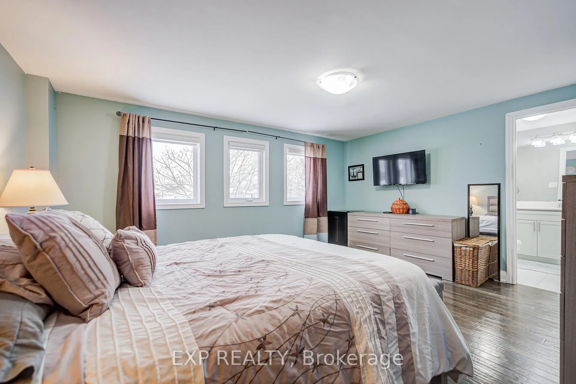 Photo 24 of 11 Eberlee Court, Whitby, Blue Grass Meadows — HOMEH