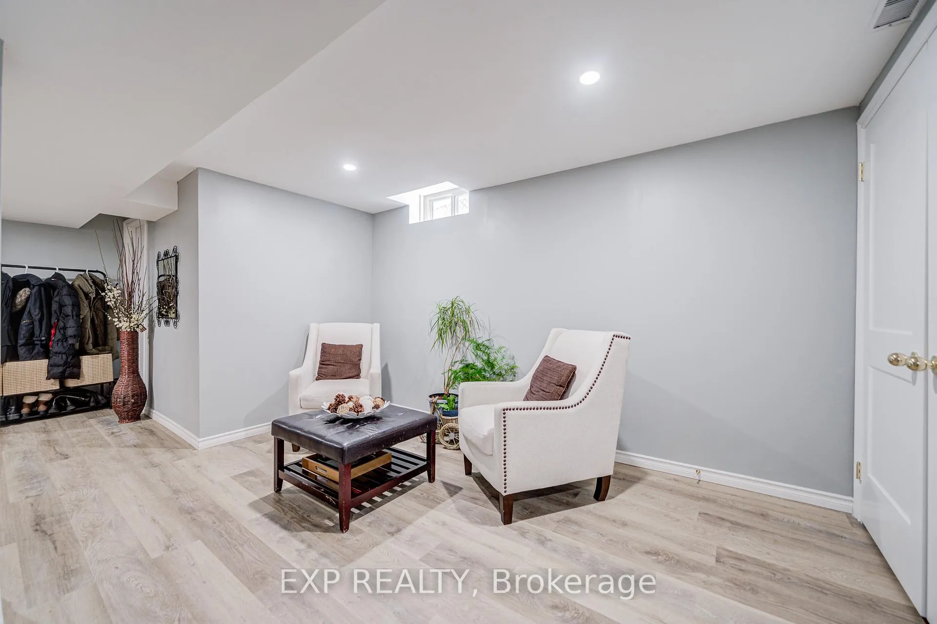 Photo 43 of 11 Eberlee Court, Whitby, Blue Grass Meadows — HOMEH