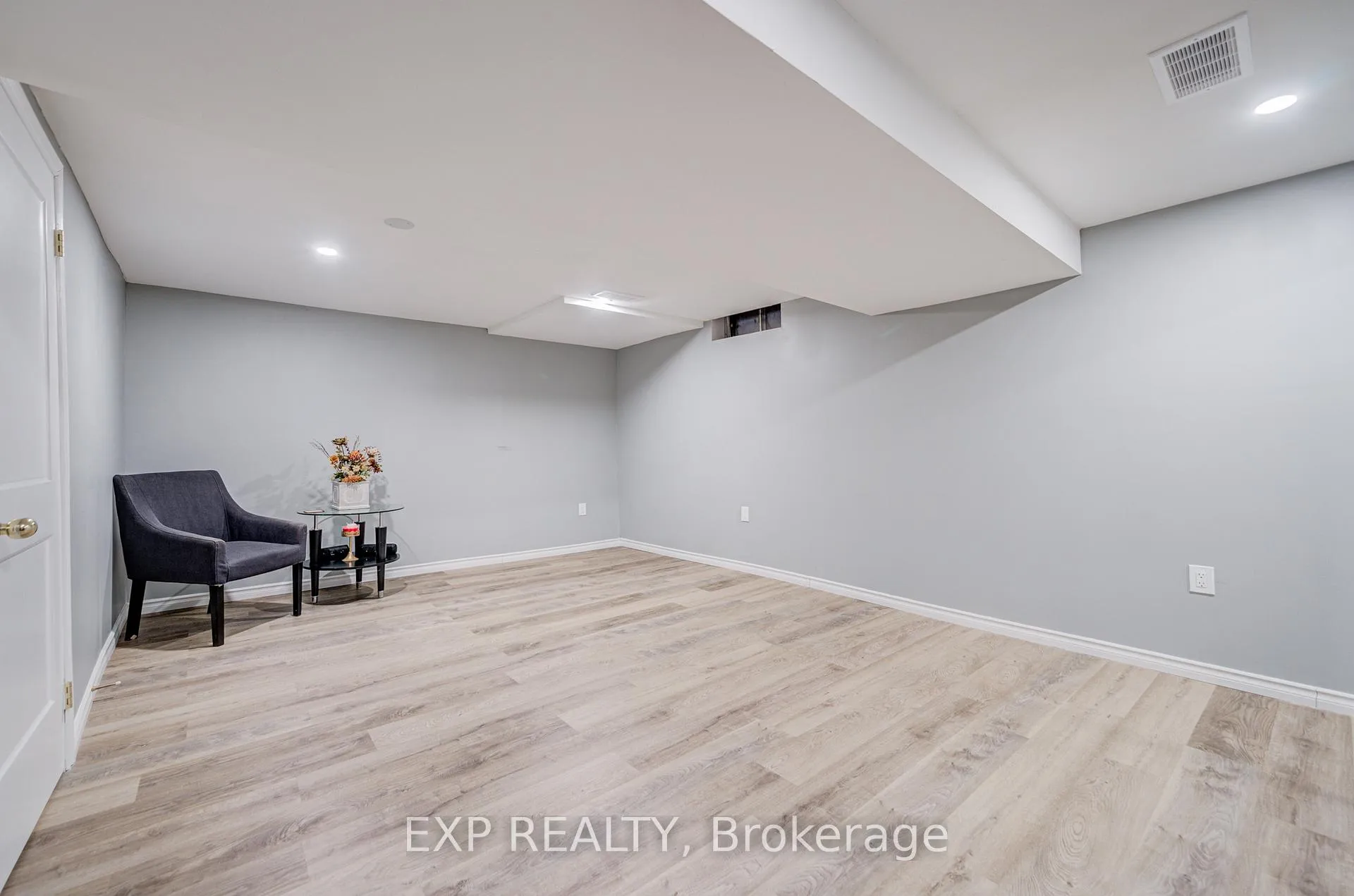 Photo 47 of 11 Eberlee Court, Whitby, Blue Grass Meadows — HOMEH