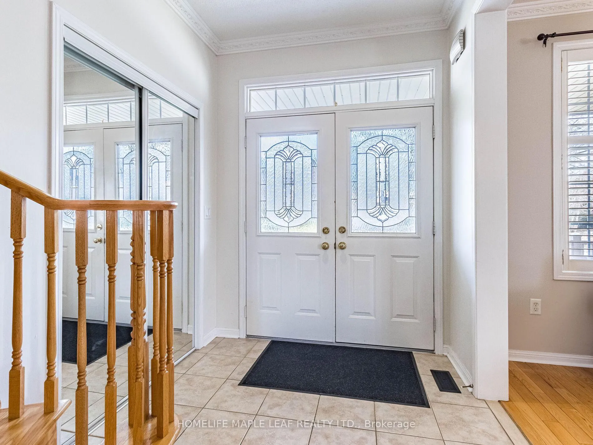Photo 6 of 189 Treeline Boulevard, Brampton, Vales of Castlemore — HOMEH