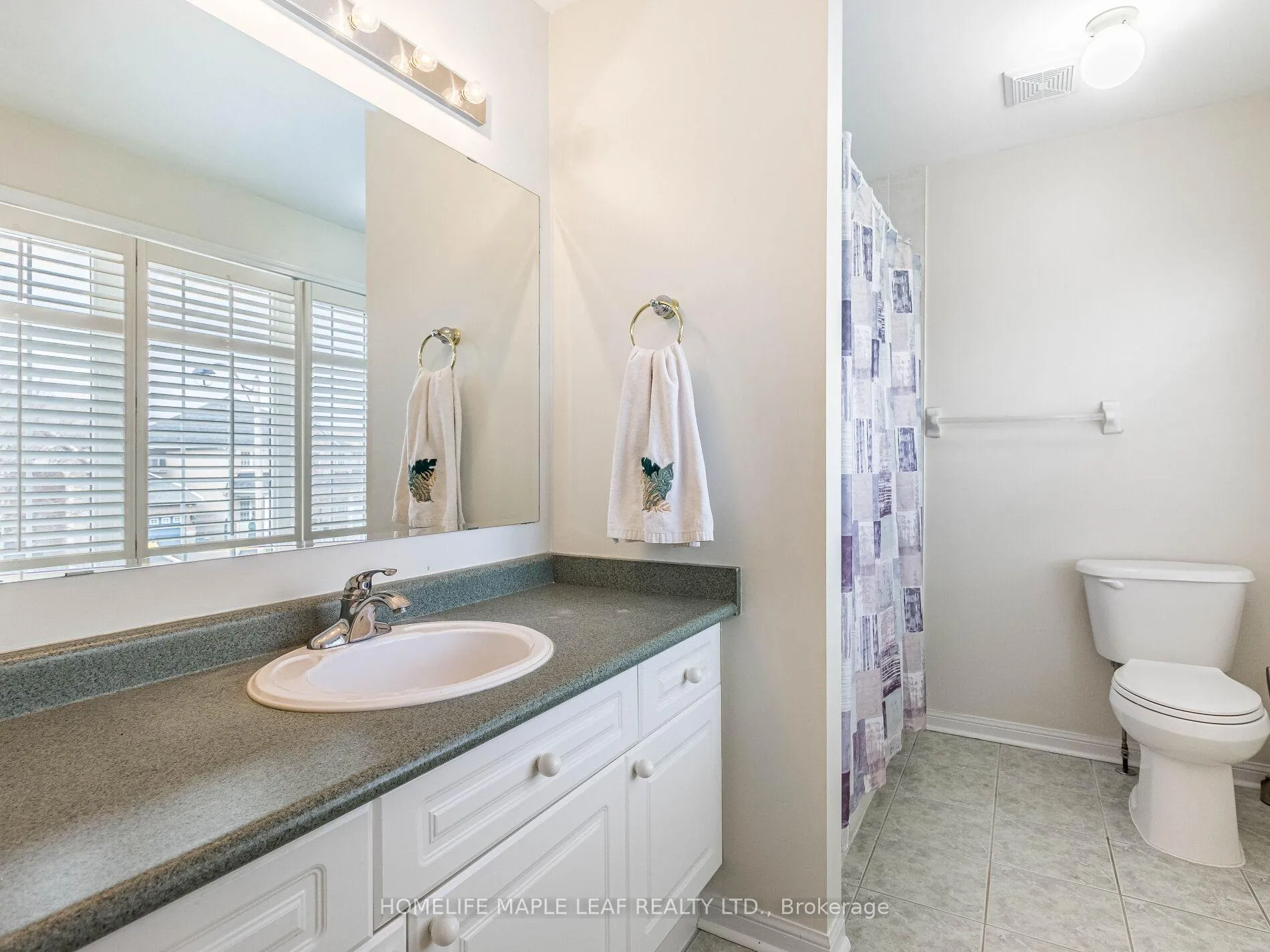 Photo 23 of 189 Treeline Boulevard, Brampton, Vales of Castlemore — HOMEH