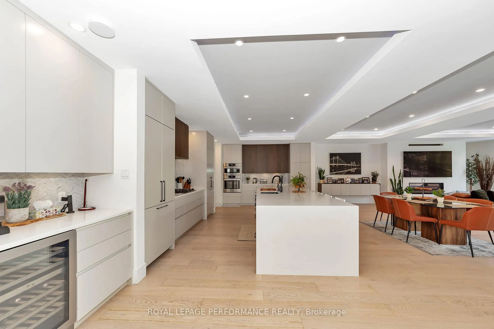 Photo 7 of 941 Winnington Avenue, Ottawa, Whitehaven — HOMEH