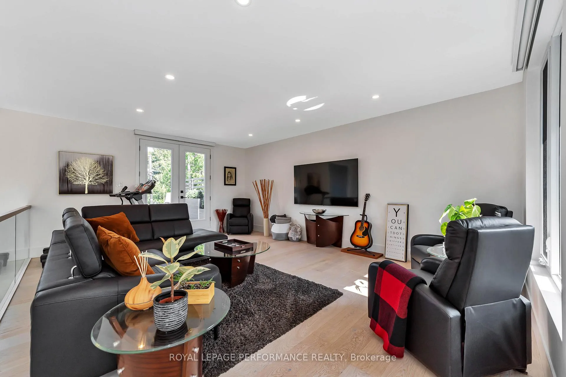 Photo 18 of 941 Winnington Avenue, Ottawa, Whitehaven — HOMEH