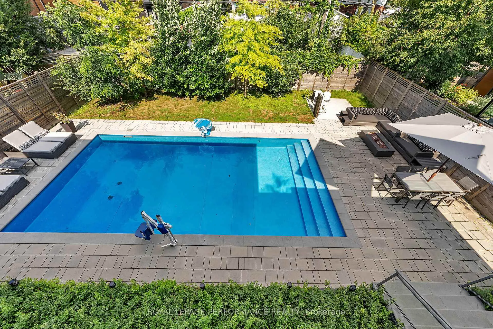 Photo 20 of 941 Winnington Avenue, Ottawa, Whitehaven — HOMEH