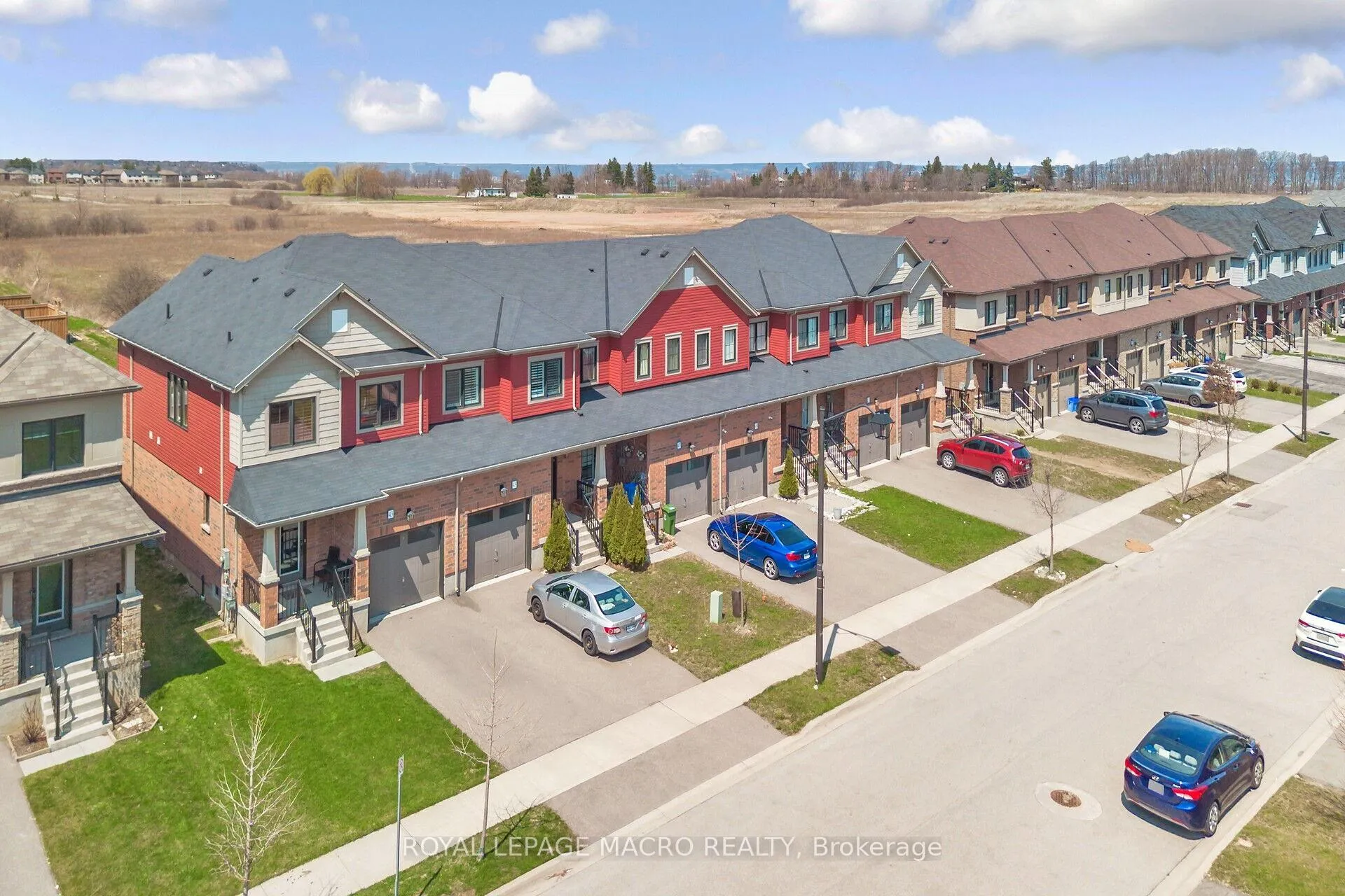 Photo 1 of 43 Sherway Street, Hamilton, Stoney Creek — HOMEH