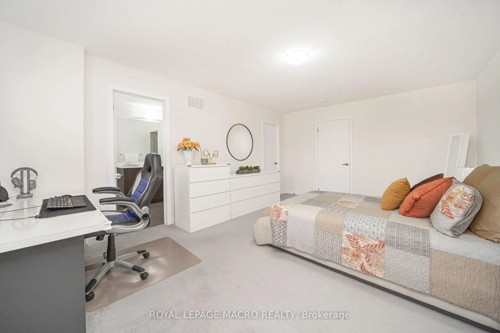 Photo 27 of 43 Sherway Street, Hamilton, Stoney Creek — HOMEH