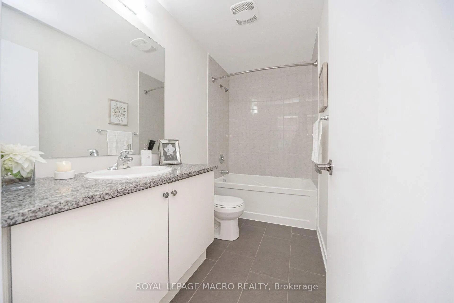 Photo 34 of 43 Sherway Street, Hamilton, Stoney Creek — HOMEH