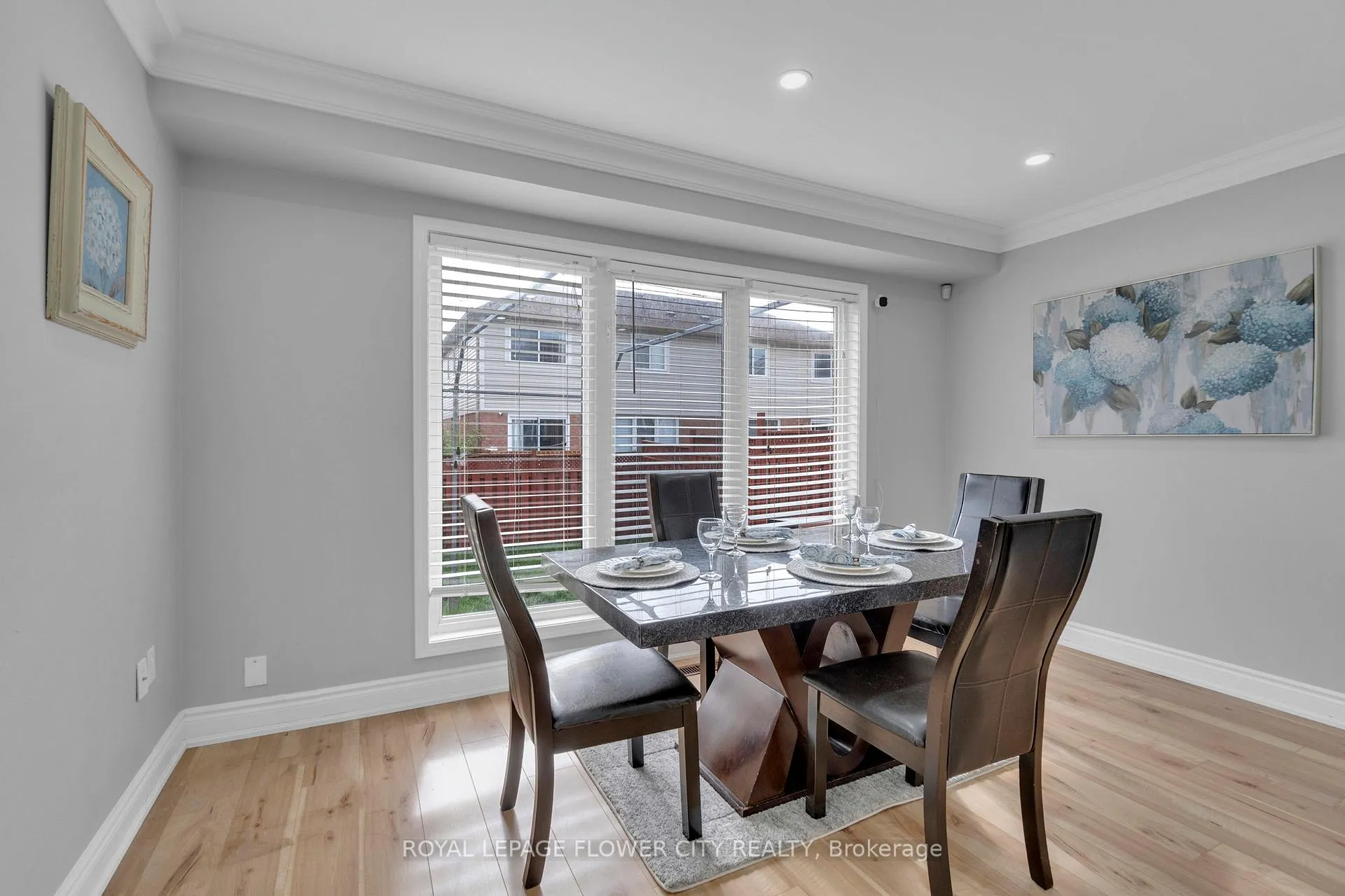 Photo 11 of 51 Sweetwood Circle, Brampton, Fletcher's Meadow — HOMEH