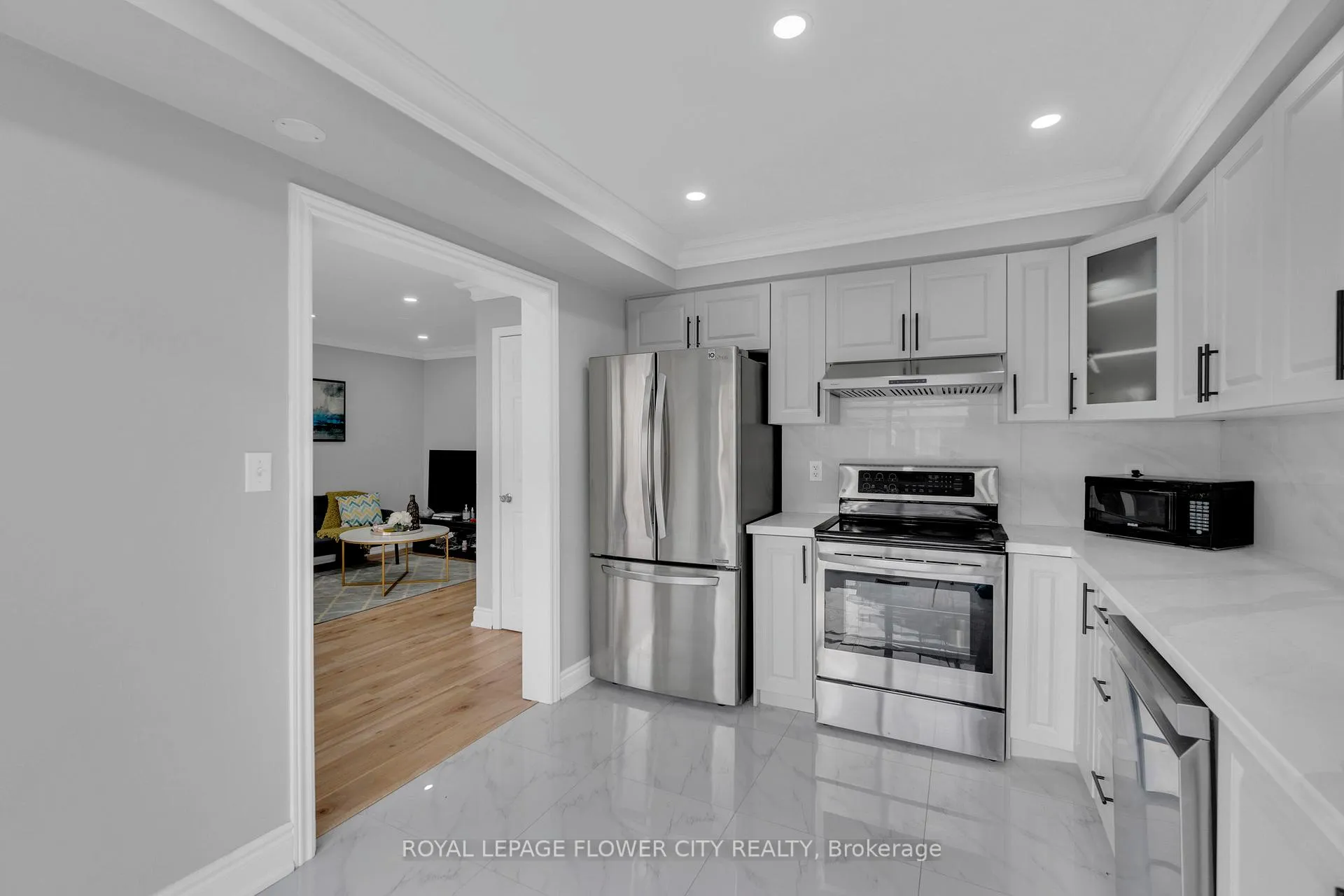 Photo 17 of 51 Sweetwood Circle, Brampton, Fletcher's Meadow — HOMEH