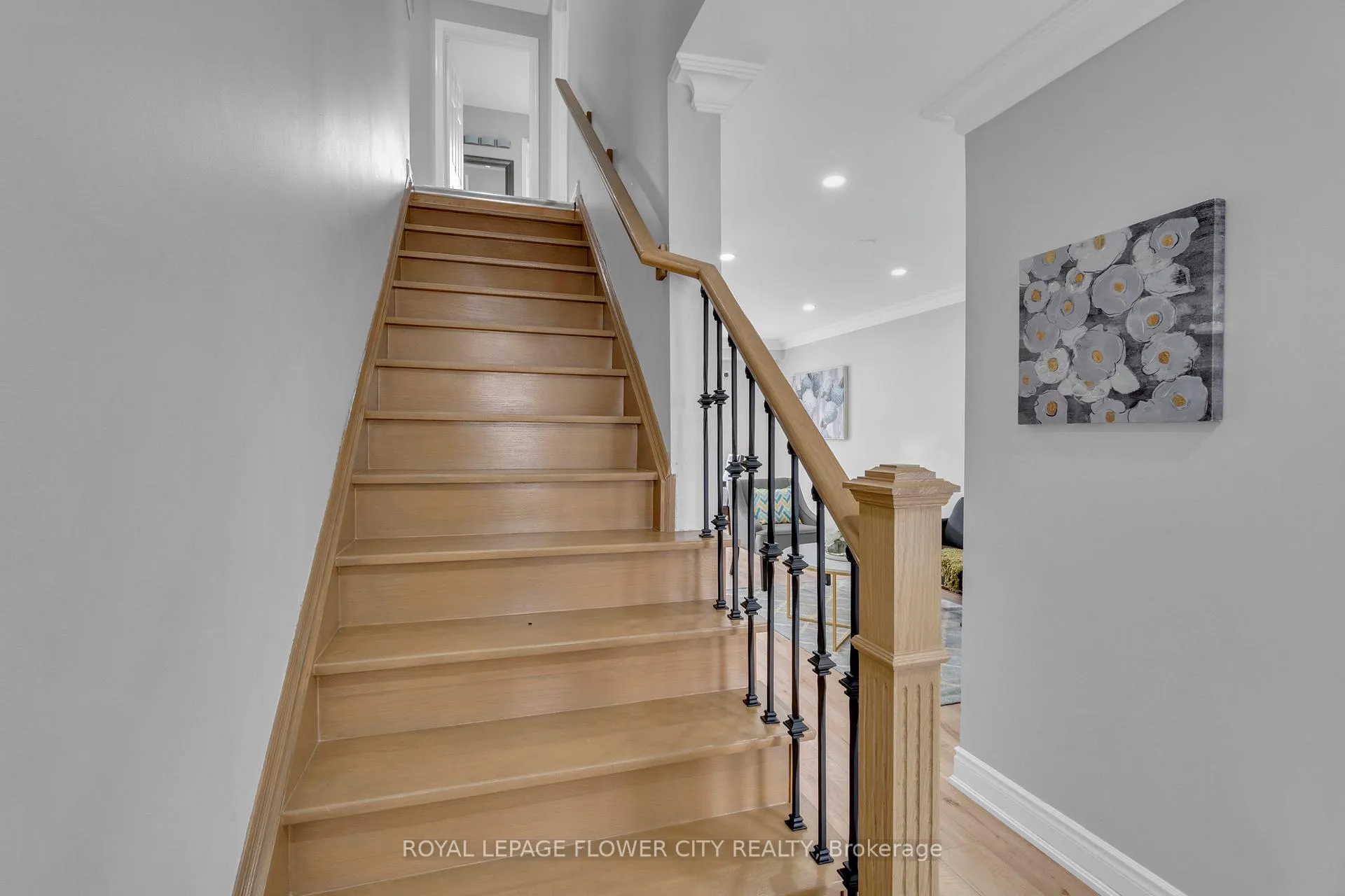 Photo 19 of 51 Sweetwood Circle, Brampton, Fletcher's Meadow — HOMEH