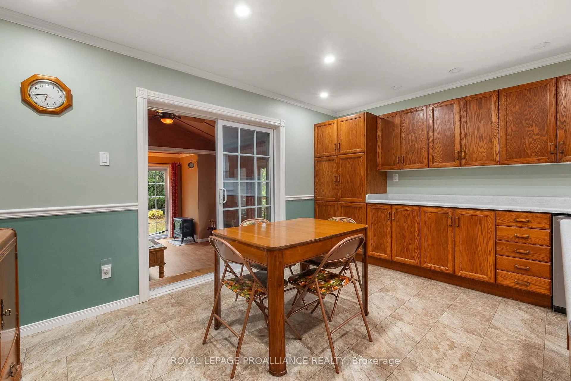 Photo 18 of 260 Drewery Street, Brighton, Rural Brighton — HOMEH