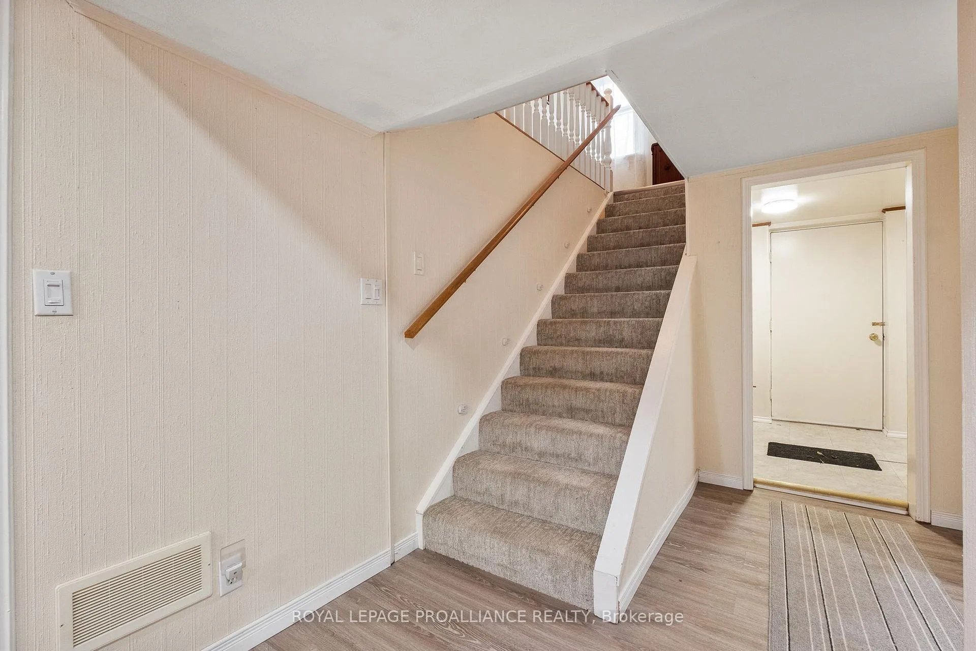 Photo 30 of 260 Drewery Street, Brighton, Rural Brighton — HOMEH