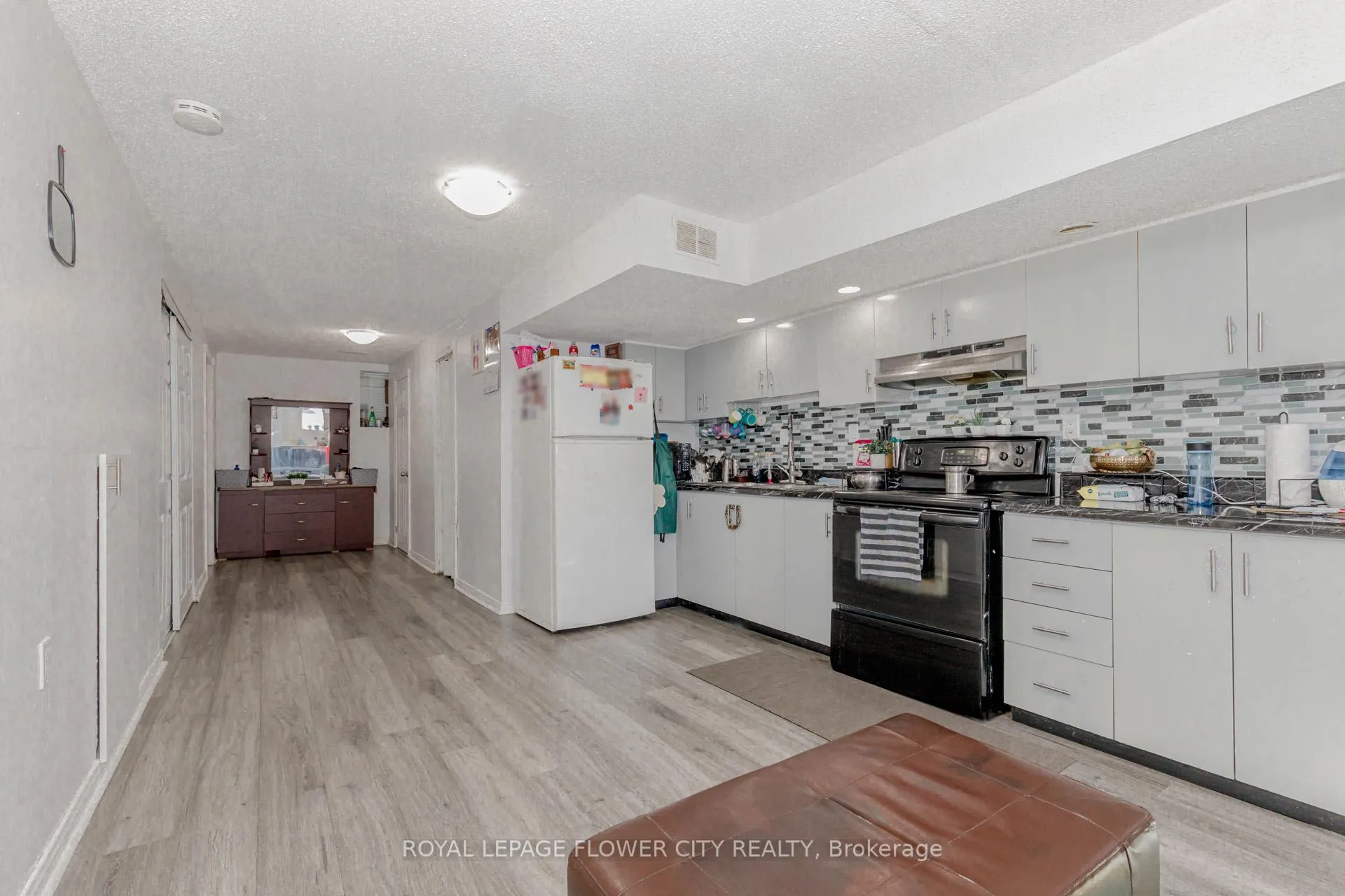 Photo 40 of 21 Fern Valley Crescent, Brampton, Sandringham-Wellington — HOMEH