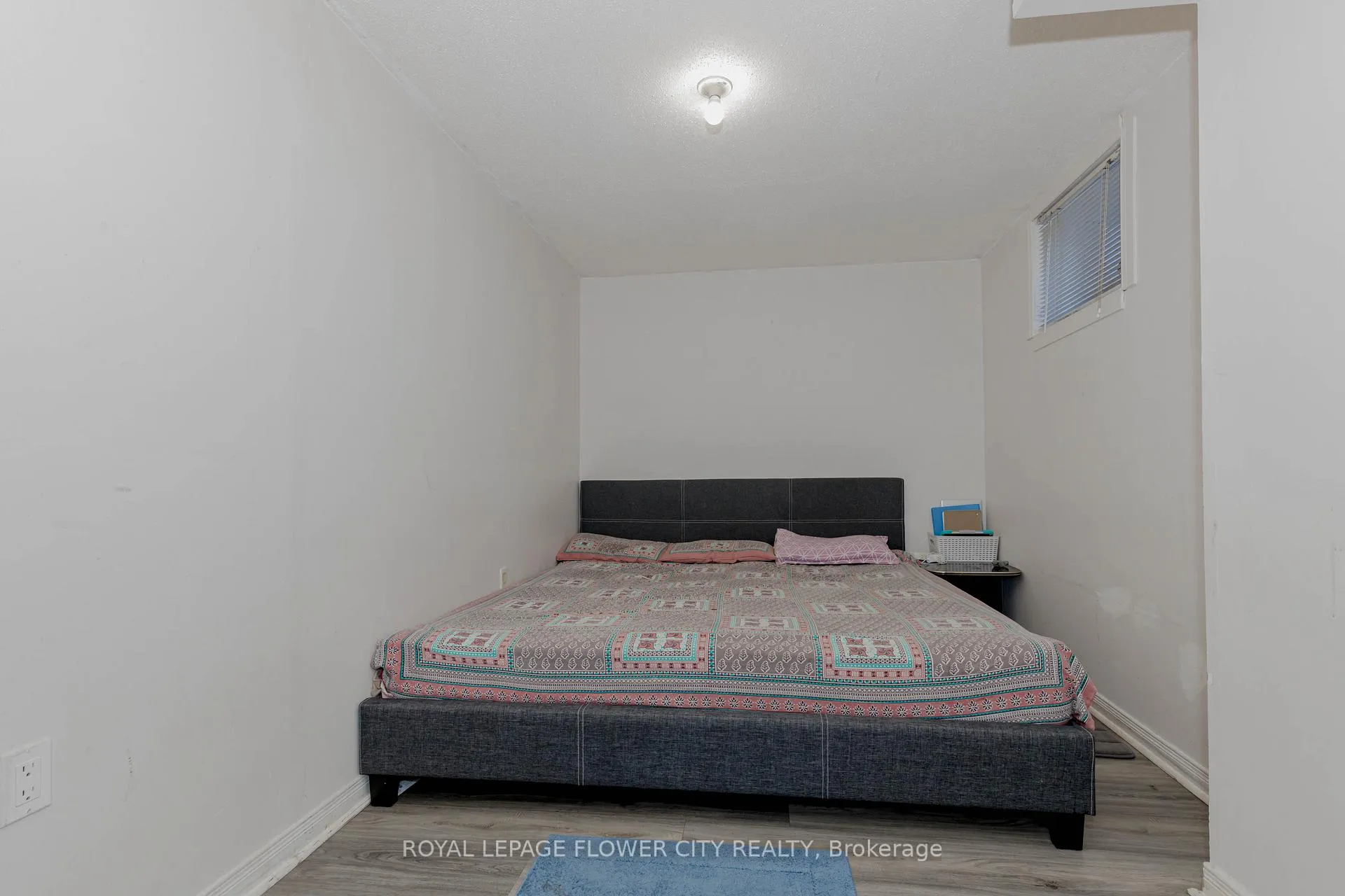 Photo 42 of 21 Fern Valley Crescent, Brampton, Sandringham-Wellington — HOMEH