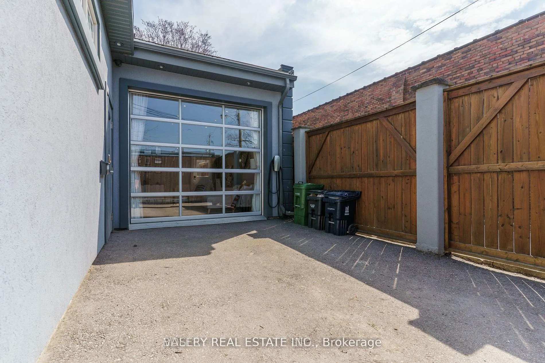 Photo 21 of 42 Logan Avenue, Toronto, South Riverdale — HOMEH