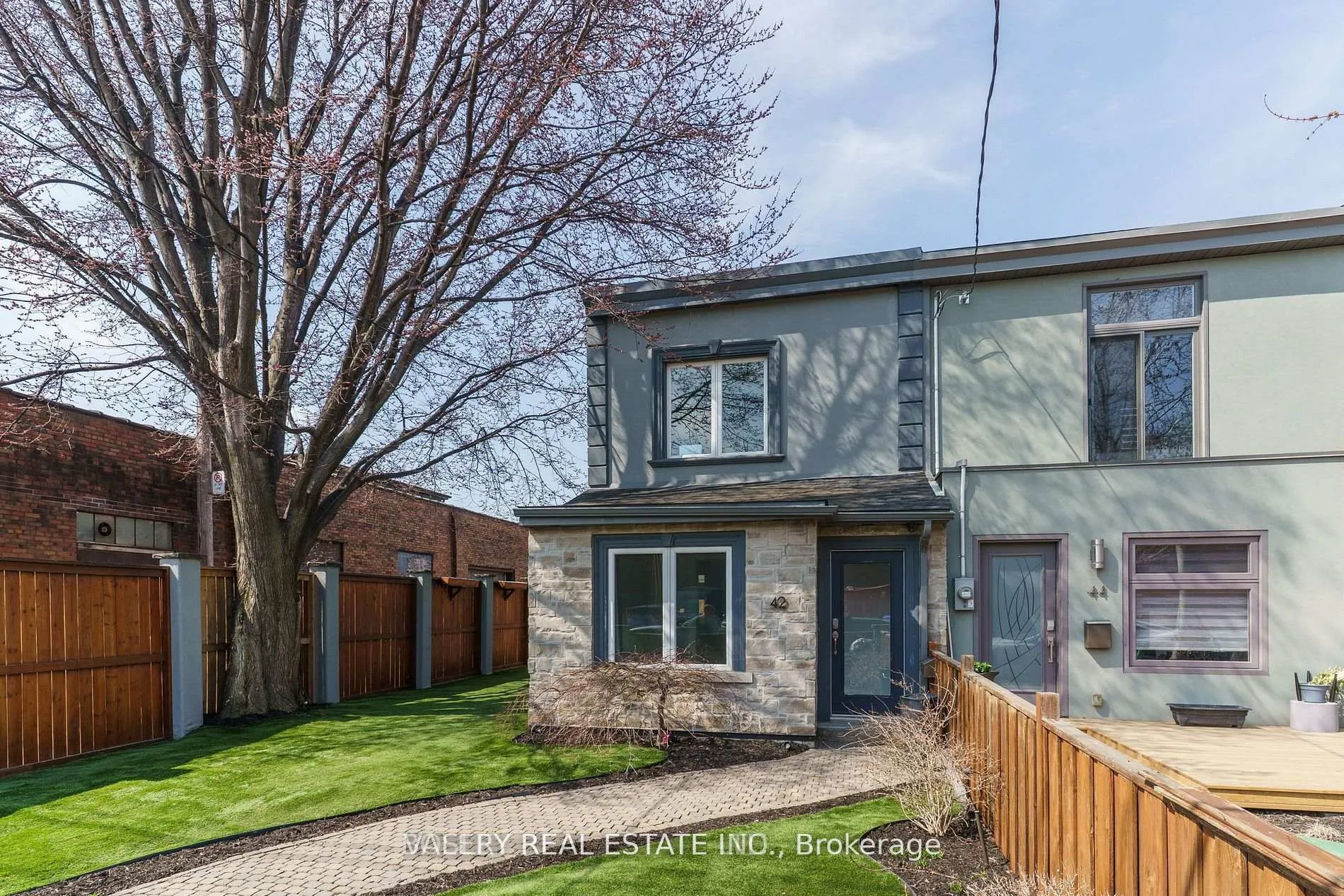 Photo 29 of 42 Logan Avenue, Toronto, South Riverdale — HOMEH