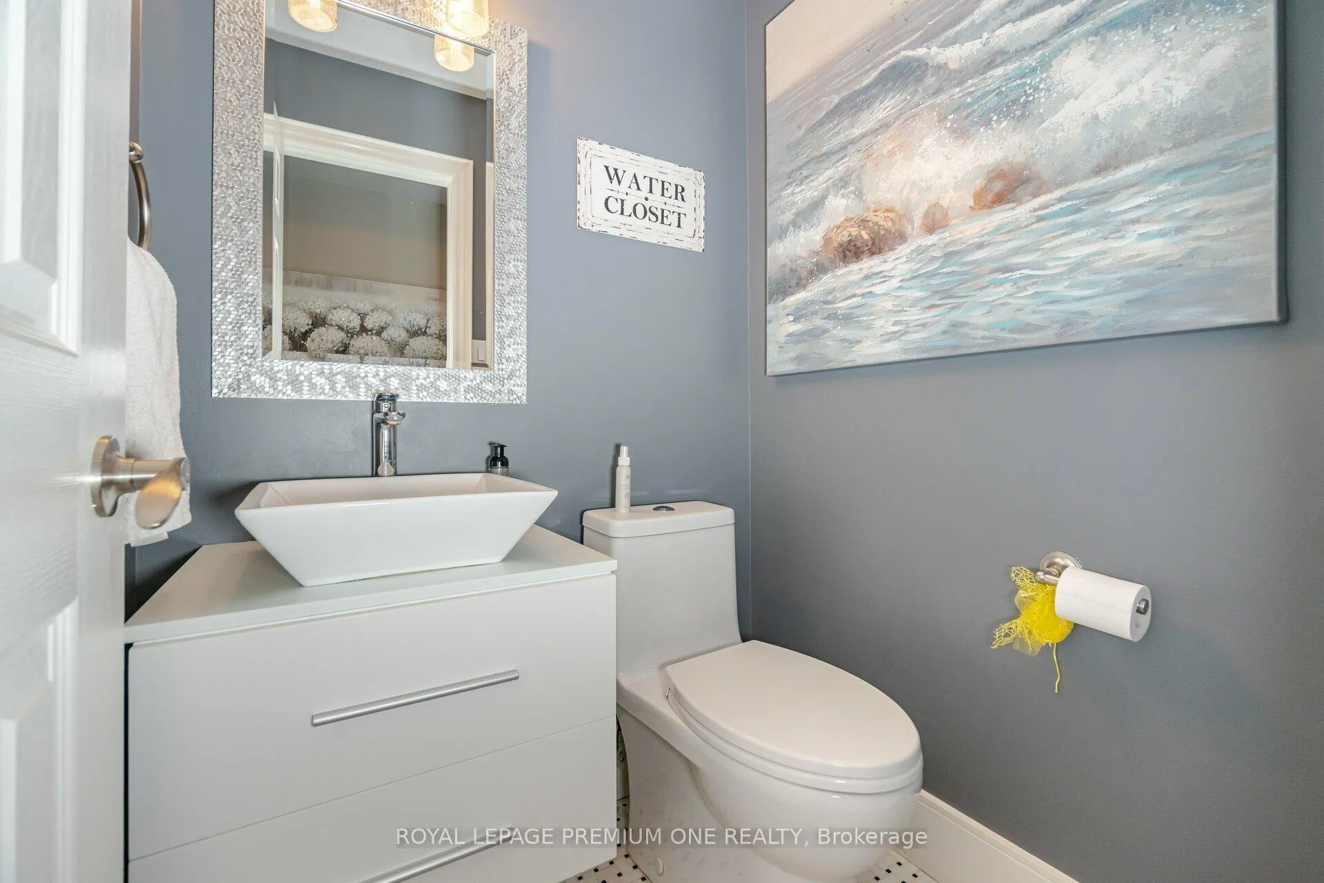 Photo 15 of 27 Giotto Crescent, Vaughan, Maple — HOMEH