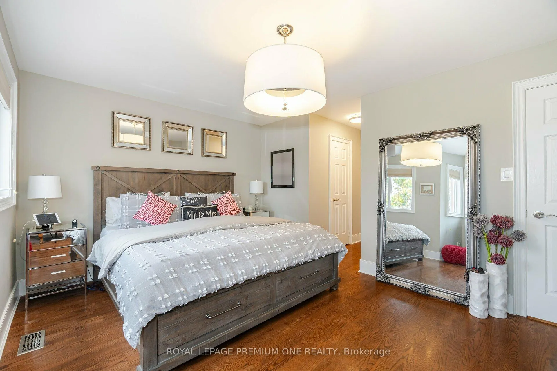 Photo 19 of 27 Giotto Crescent, Vaughan, Maple — HOMEH