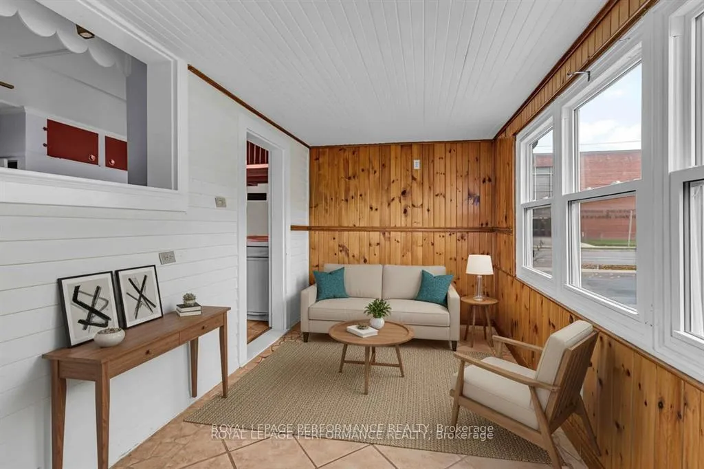 Photo 19 of 115 Fifth Street E, Cornwall — HOMEH